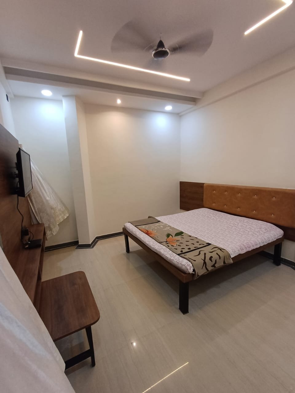 WhatsApp Image 2025 10 29 at 12.47.42 PM