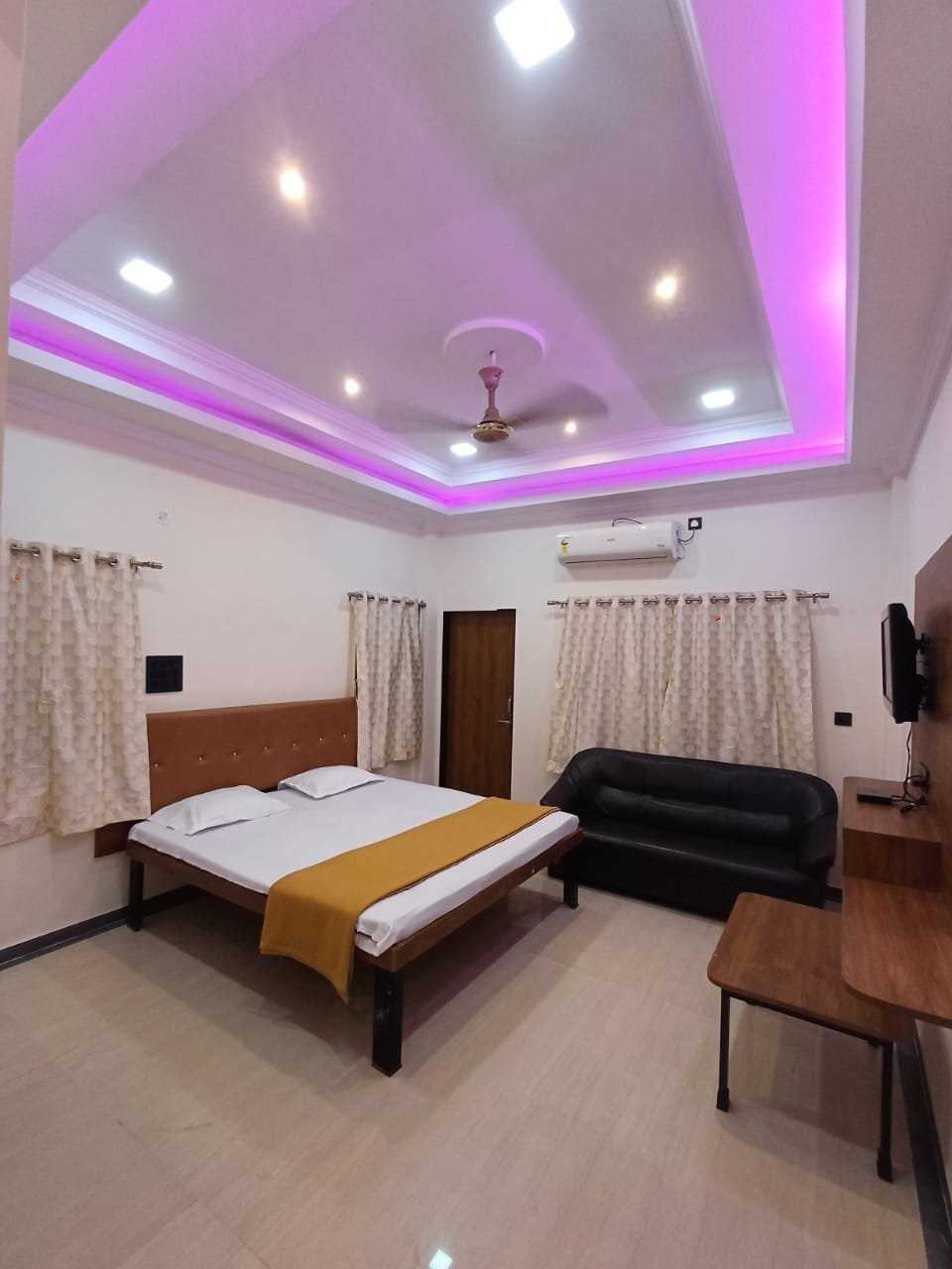 WhatsApp Image 2025 10 29 at 12.47.43 PM 1