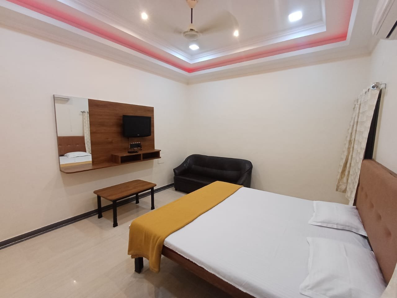 WhatsApp Image 2025 10 29 at 12.47.44 PM 3