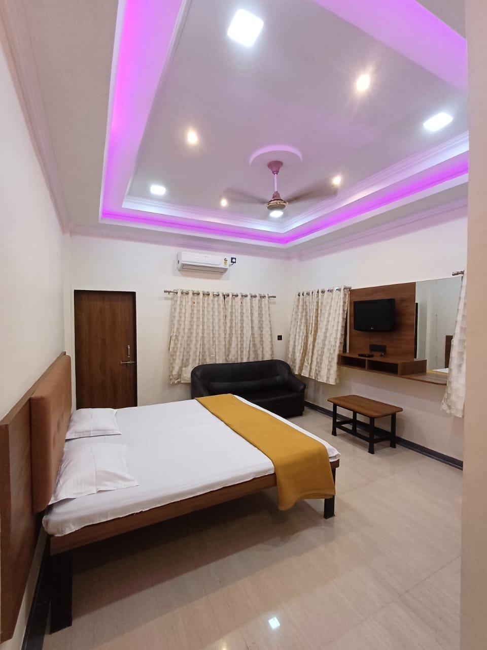 WhatsApp Image 2025 10 29 at 12.47.48 PM